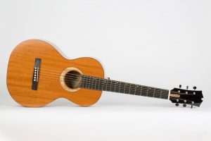 Front Parlor Guitar | Kazourian Luthier Montréal